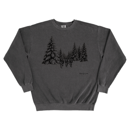 Winter Wolves 80% Cotton Sweatshirt | Nature Graphic Crewneck (Black/Gray)